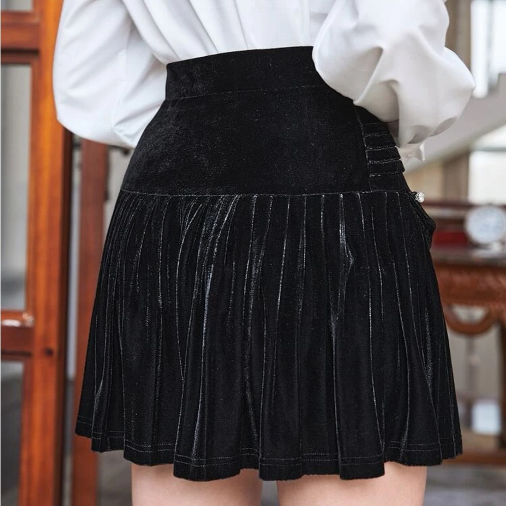 Black High Waist Pearl Beaded Ruffle Hem Skirt - Picture 3 of 3